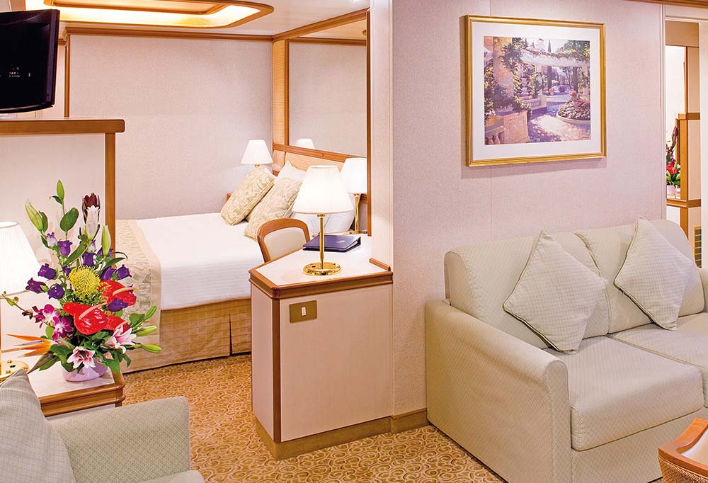 Emerald Princess - Mini-Suit Balkonlu Kabin (MA)